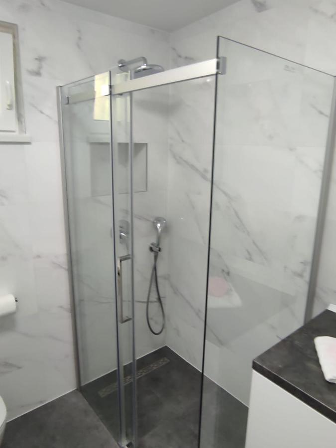 Apartman Koko With Private Jacuzzi Makarska Eksteriør bilde