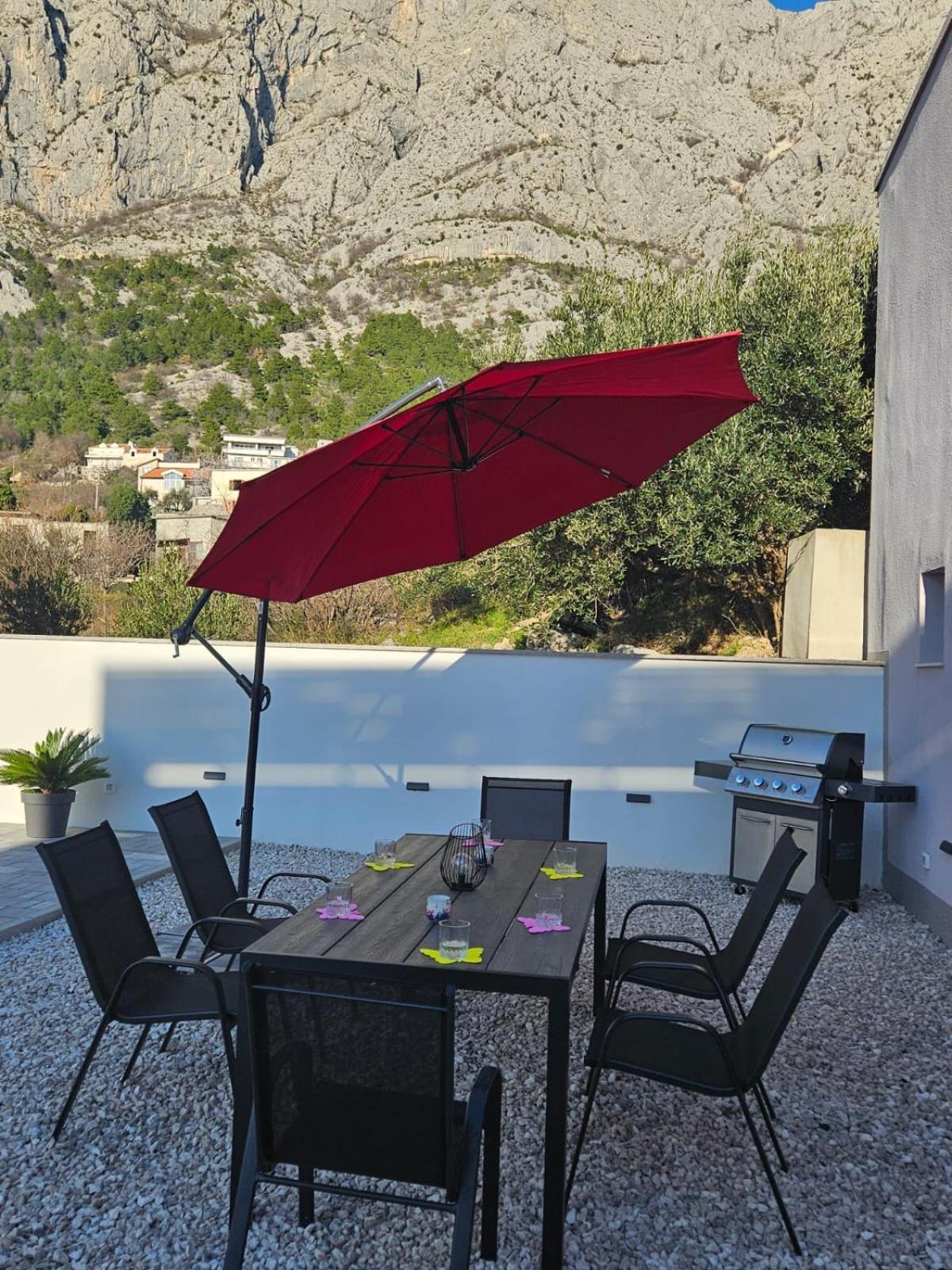 Apartman Koko With Private Jacuzzi Makarska Eksteriør bilde