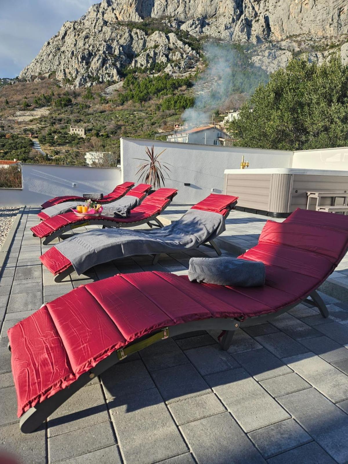Apartman Koko With Private Jacuzzi Makarska Eksteriør bilde