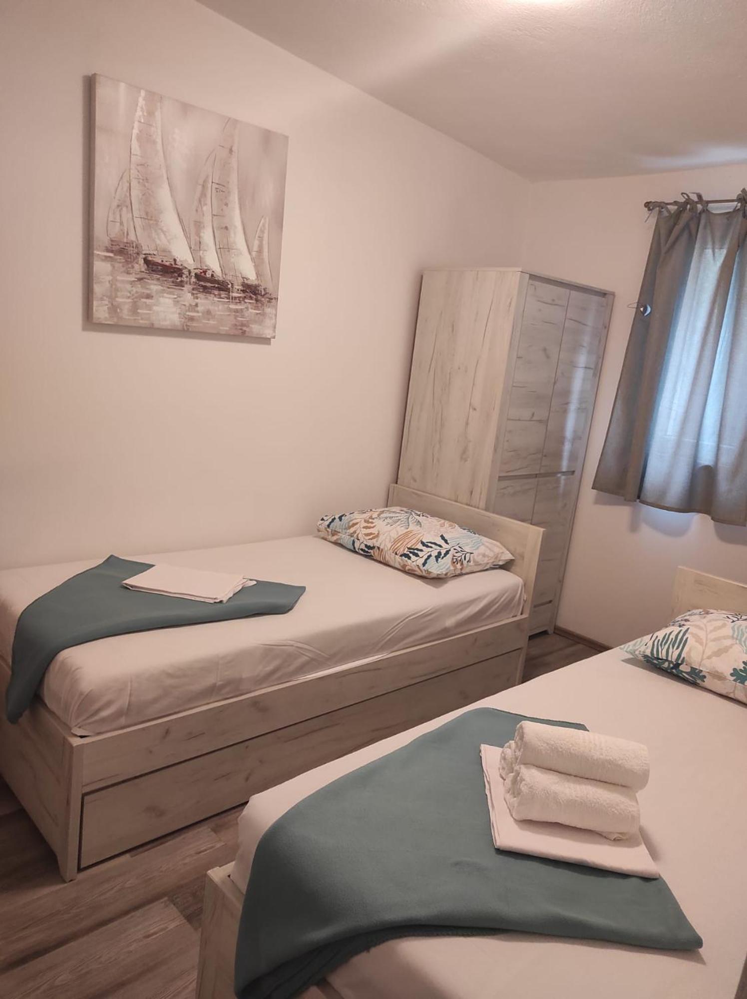 Apartman Koko With Private Jacuzzi Makarska Eksteriør bilde
