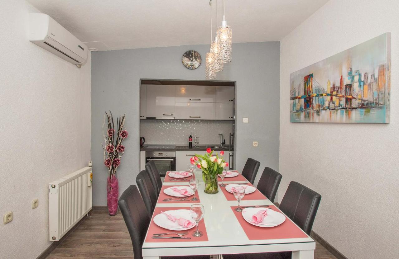 Apartman Koko With Private Jacuzzi Makarska Eksteriør bilde